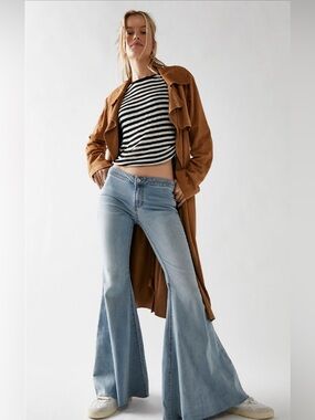 We The Free Just Float On Sea Mist Flare Jeans 26